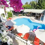 Hotel The Hello