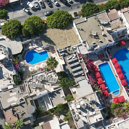 The Hello Ξενοδοχείο 3*