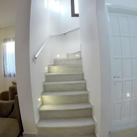 Ξενοδοχείο The Hello 3*