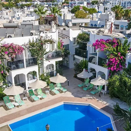 The Hello 3* Gümbet