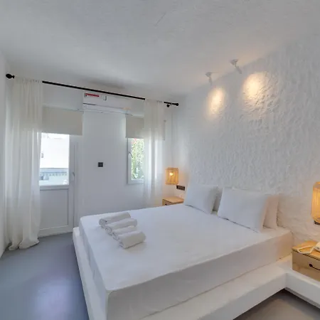 The Hello Otel 3*