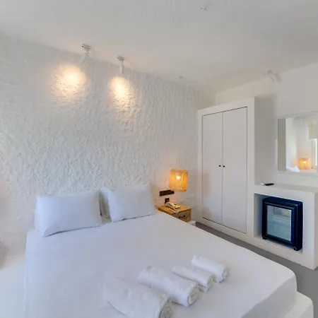 The Hello Otel 3*