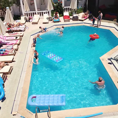 Otel The Hello 3*