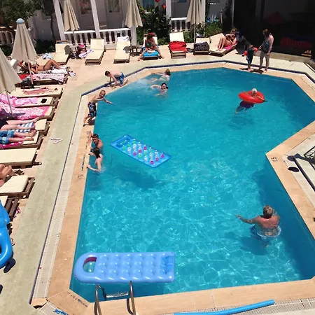 Hotel The Hello 3*