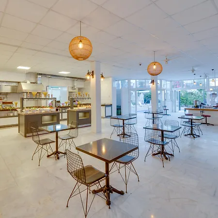 The Hello 3* Gümbet