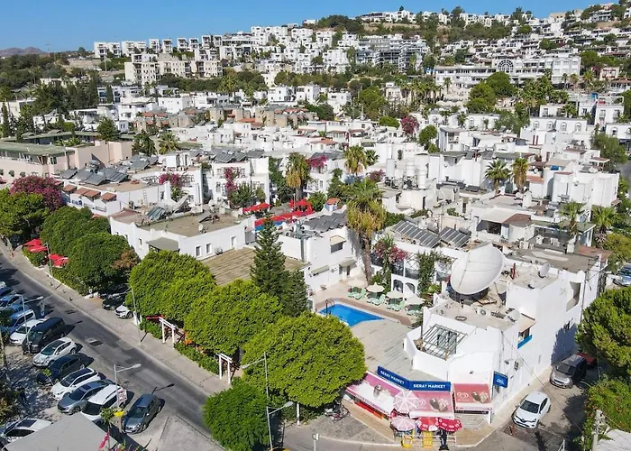 The Hello 3* Гумбет