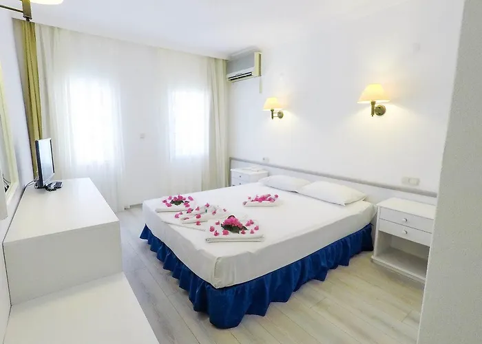 Отель The Hello