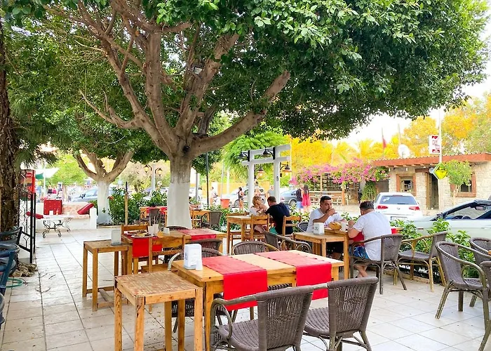 فندق The Hello 3*