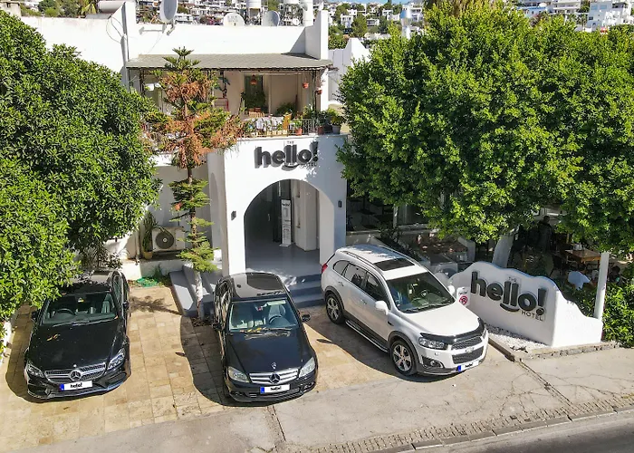 The Hello 3* Гумбет