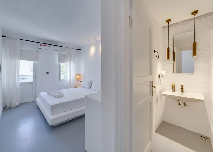 The Hello فندق 3*