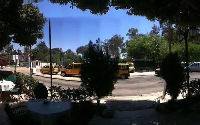 The Hello Hotel 3*
